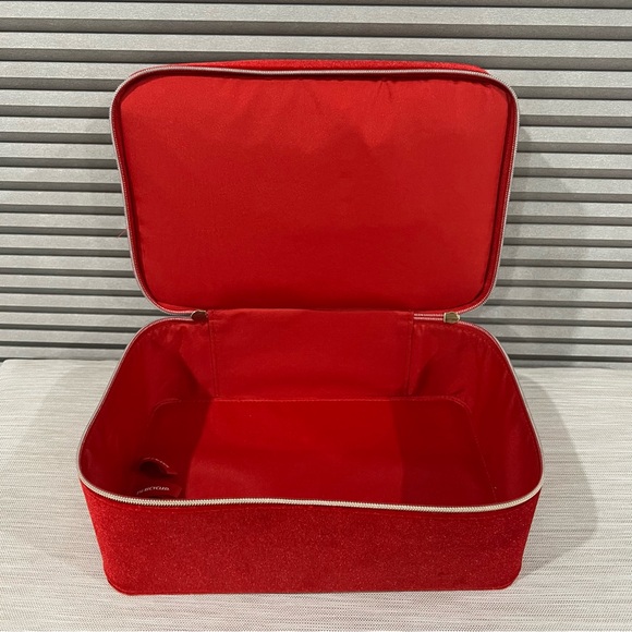 Estee Lauder Makeup Case - Picture 7 of 8